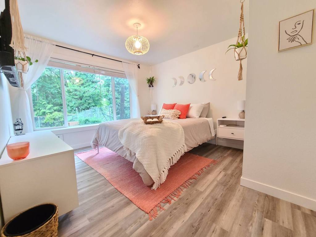 Creekside Suite vacation rental in Marysville, WA near Tulalip