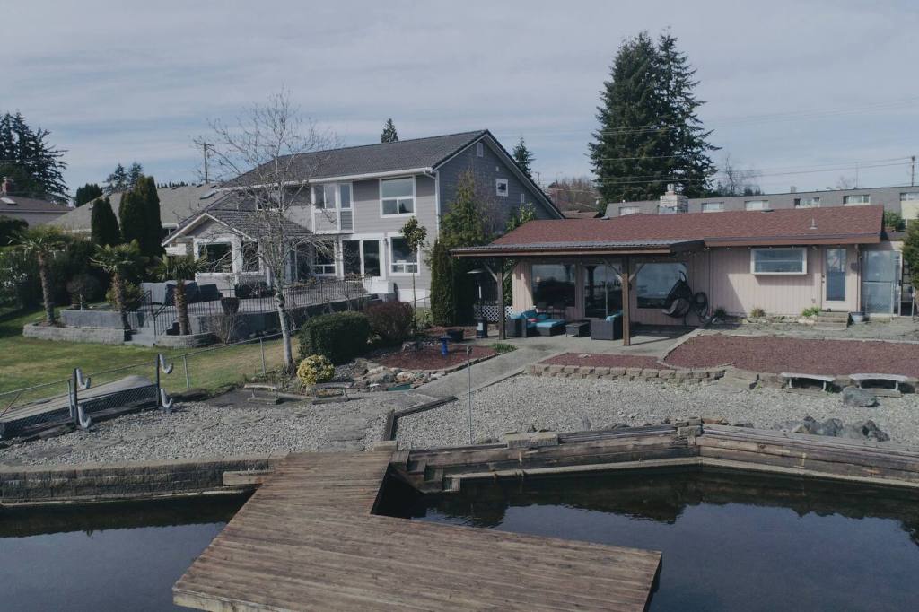 Silver Lake House in Everett, WA